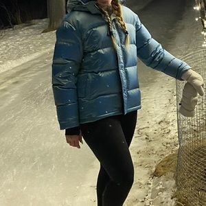 Aritzia liquid shine super puff. No longer sold in store.